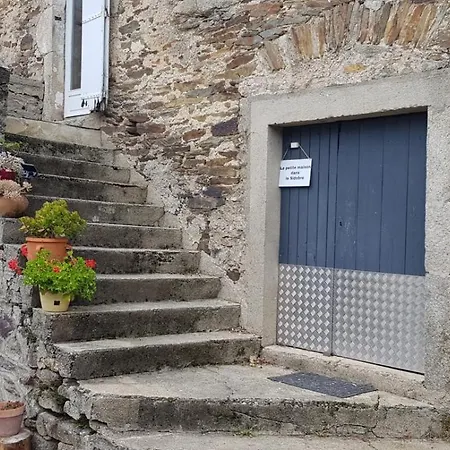 Semesterbostad La Petite Maison Dans Le Sidobre Fontrieu